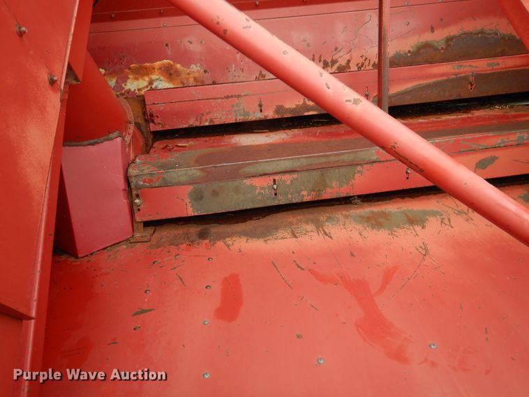 image for item DK7995 1993 Case 1688  RWA combine