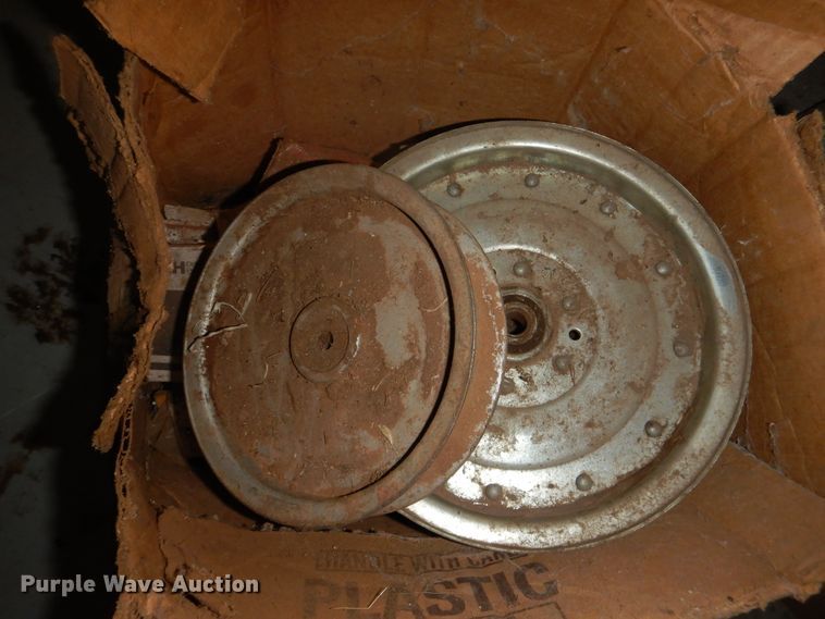 image for item DK7995 1993 Case 1688  RWA combine