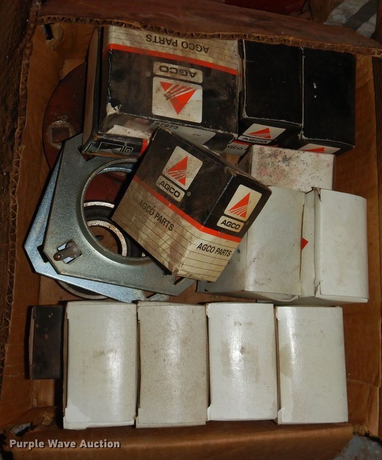 image for item DK7995 1993 Case 1688  RWA combine