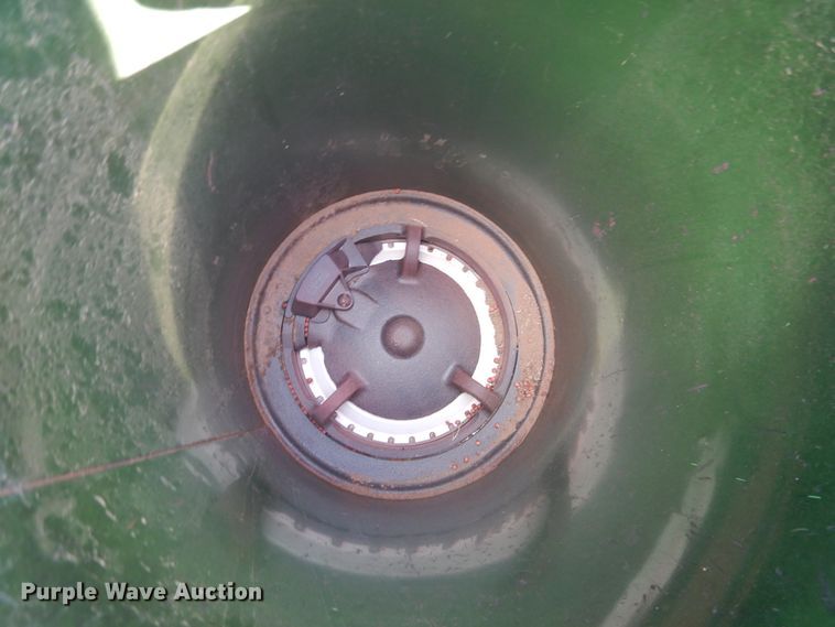 image for item DL0310 John Deere 71  no-till planter