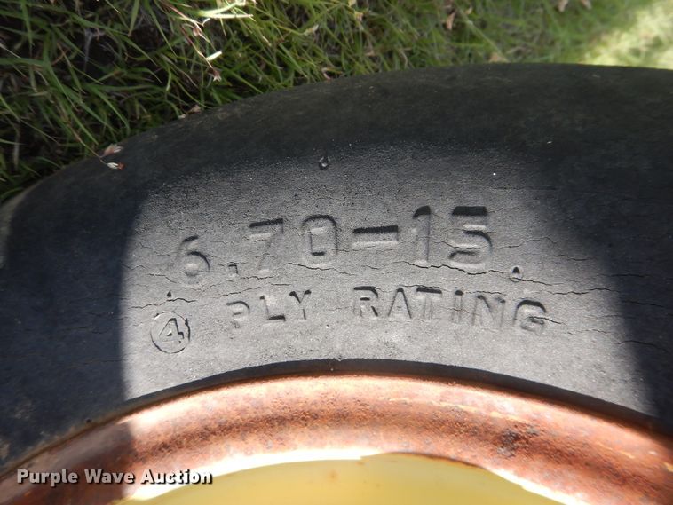 image for item DL0310 John Deere 71  no-till planter