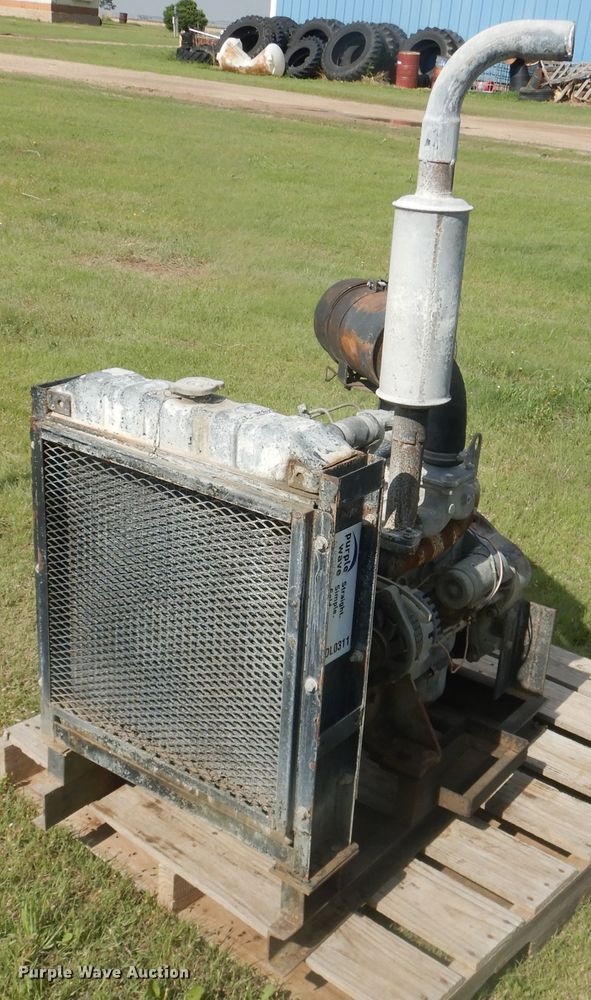 image for item DL0311 Daewoo four cylinder irrigation engine