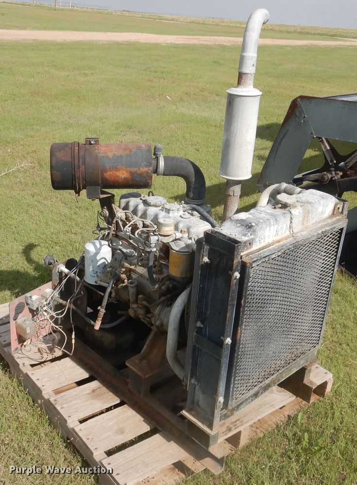 image for item DL0311 Daewoo four cylinder irrigation engine