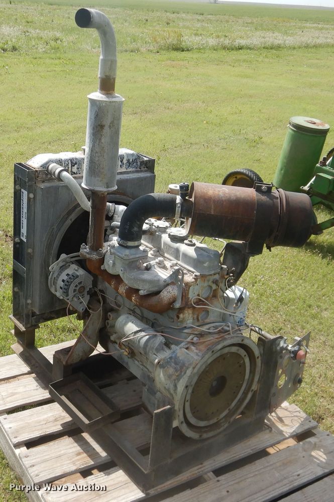 image for item DL0311 Daewoo four cylinder irrigation engine