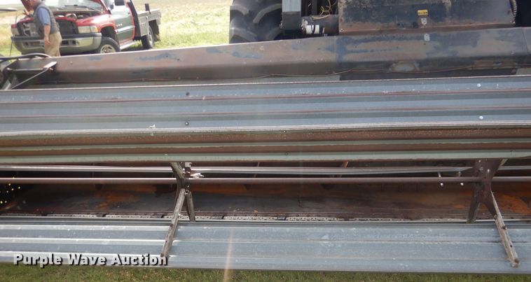 image for item DL0312 1982 Gleaner L2  combine