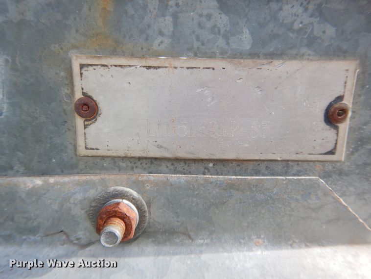 image for item DL0312 1982 Gleaner L2  combine