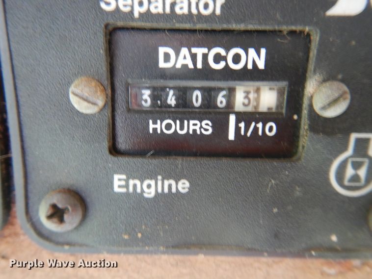 image for item DL0312 1982 Gleaner L2  combine