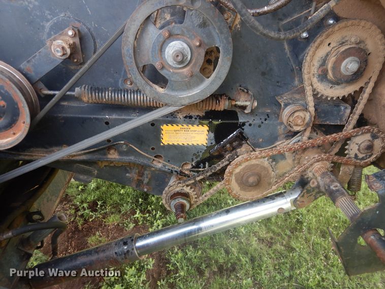 image for item DL0313 Gleaner L  combine