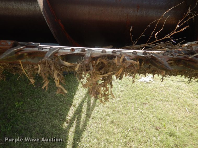 image for item DL0313 Gleaner L  combine