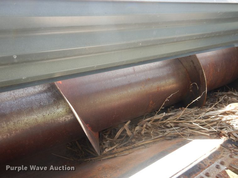 image for item DL0313 Gleaner L  combine