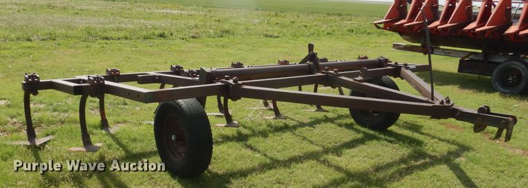 image for item DL0317 Krause H171  field cultivator