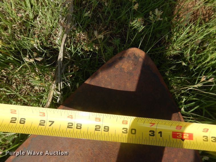 image for item DL0317 Krause H171  field cultivator