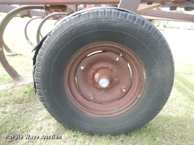 image for item DL0317 Krause H171  field cultivator