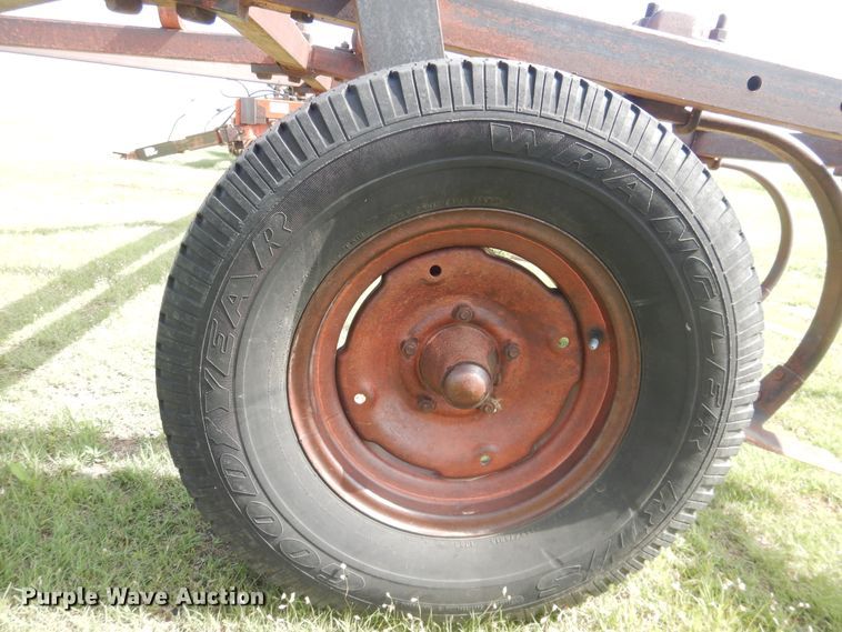 image for item DL0317 Krause H171  field cultivator