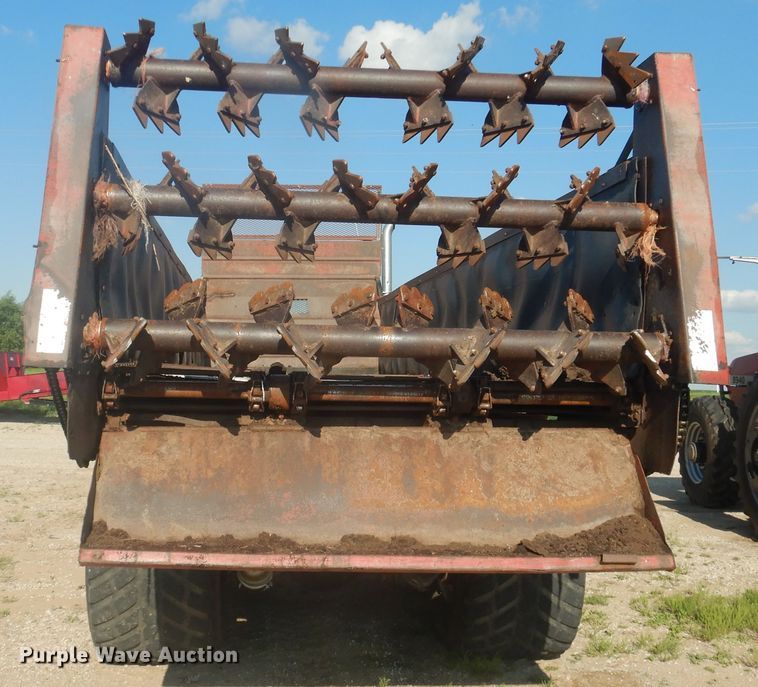 image for item DL0330 1995 Freightliner FLD120  manure spreader truck