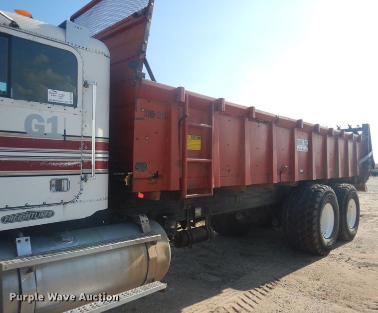 image for item DL0330 1995 Freightliner FLD120  manure spreader truck