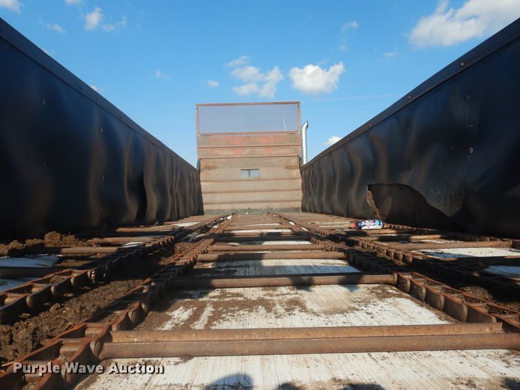 image for item DL0330 1995 Freightliner FLD120  manure spreader truck