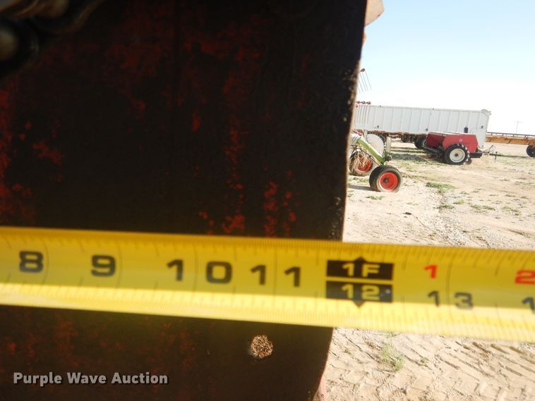 image for item DL0330 1995 Freightliner FLD120  manure spreader truck