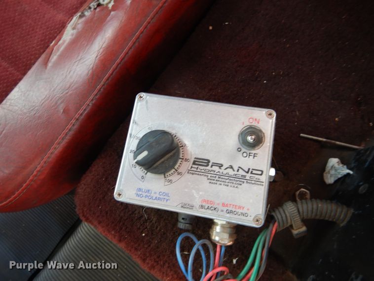 image for item DL0330 1995 Freightliner FLD120  manure spreader truck