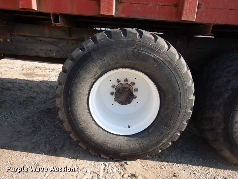 image for item DL0330 1995 Freightliner FLD120  manure spreader truck