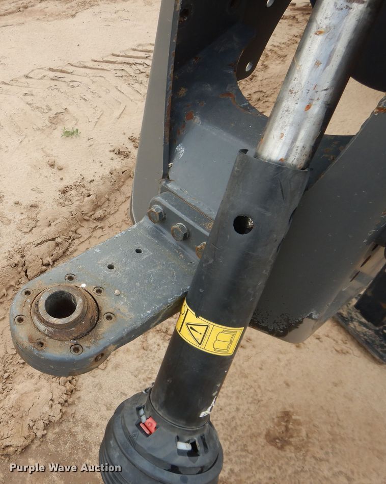 image for item DL0333 2017 Massey Ferguson 2270  large square baler