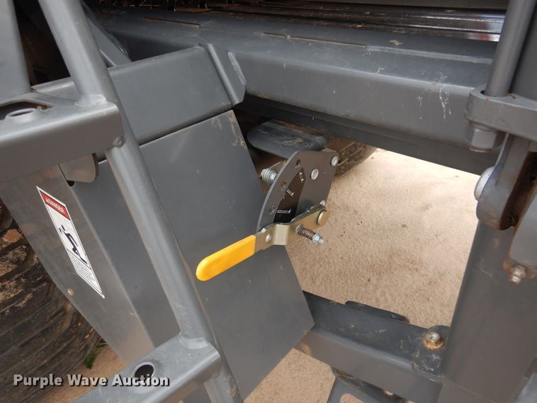 image for item DL0333 2017 Massey Ferguson 2270  large square baler