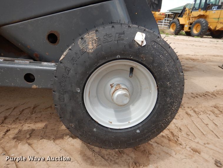 image for item DL0333 2017 Massey Ferguson 2270  large square baler