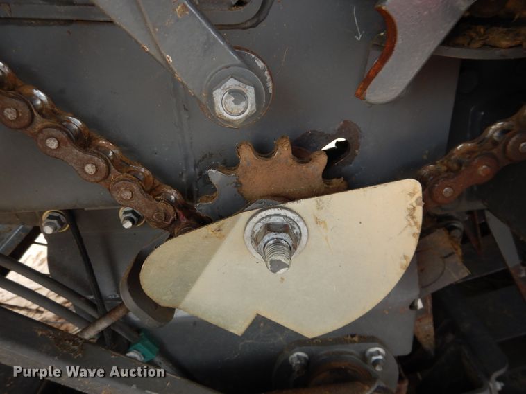 image for item DL0334 2017 Massey Ferguson 2270  large square baler