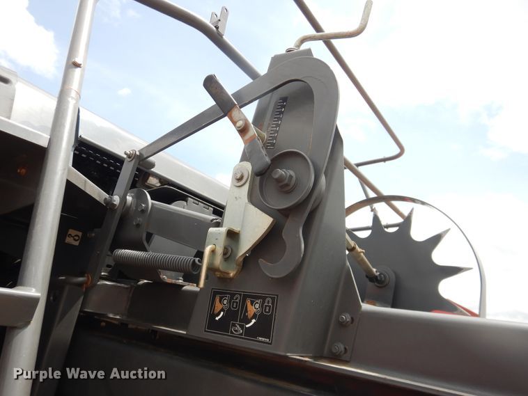 image for item DL0334 2017 Massey Ferguson 2270  large square baler