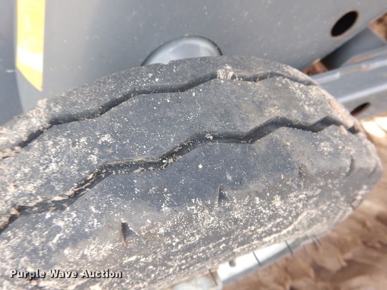 image for item DL0334 2017 Massey Ferguson 2270  large square baler