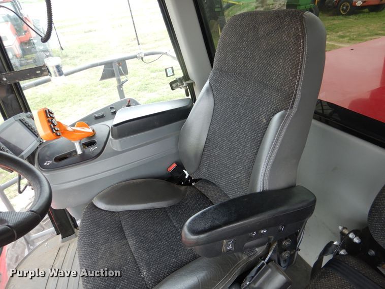 image for item DL0336 2017 Massey Ferguson WR9870  windrower