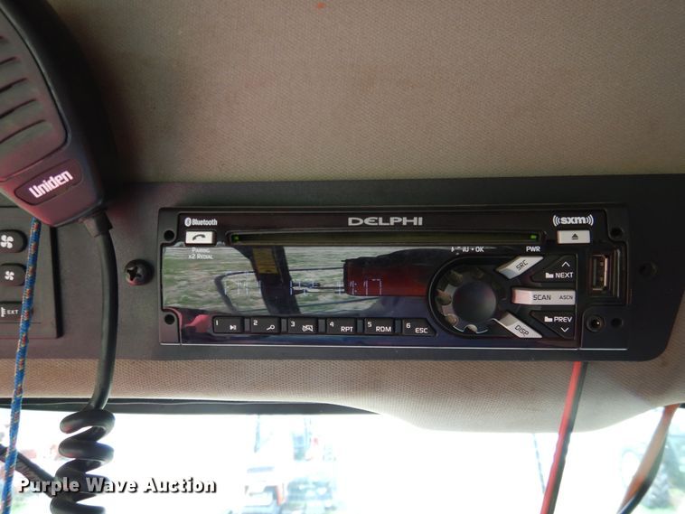 image for item DL0336 2017 Massey Ferguson WR9870  windrower