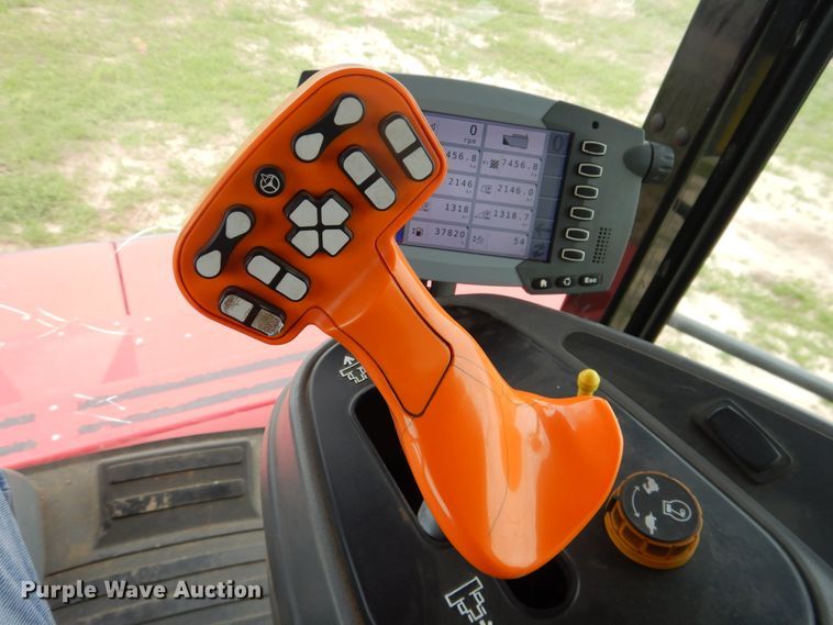 image for item DL0336 2017 Massey Ferguson WR9870  windrower