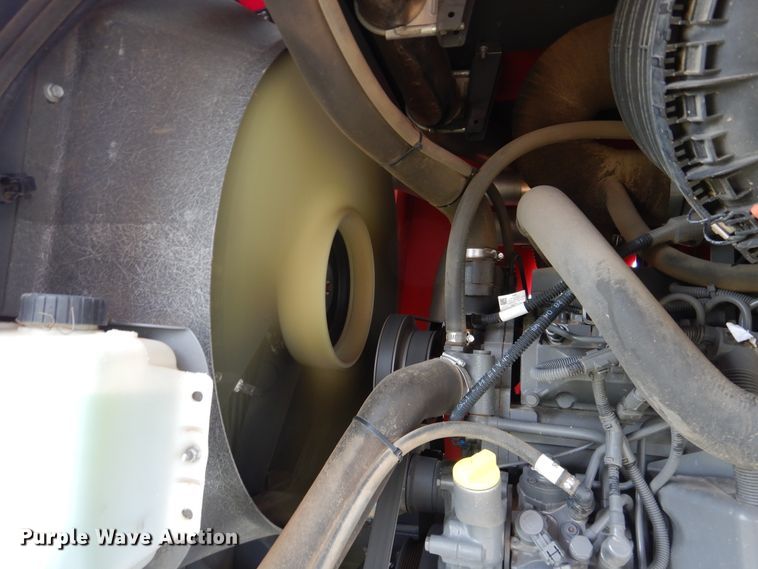 image for item DL0336 2017 Massey Ferguson WR9870  windrower