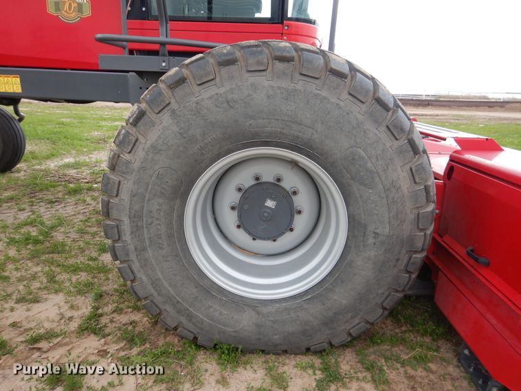 image for item DL0336 2017 Massey Ferguson WR9870  windrower