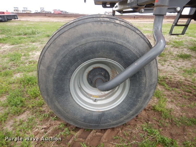 image for item DL0336 2017 Massey Ferguson WR9870  windrower