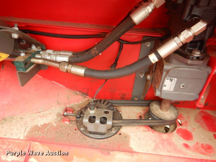 image for item DL0337 2017 Massey Ferguson WR9870  windrower