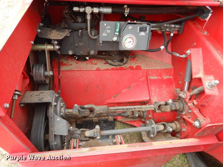 image for item DL0337 2017 Massey Ferguson WR9870  windrower