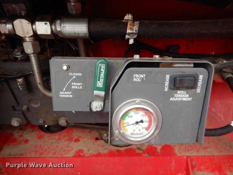 image for item DL0337 2017 Massey Ferguson WR9870  windrower