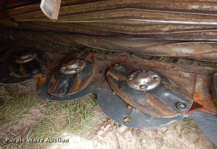 image for item DL0337 2017 Massey Ferguson WR9870  windrower