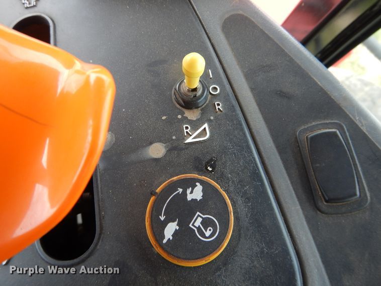 image for item DL0337 2017 Massey Ferguson WR9870  windrower