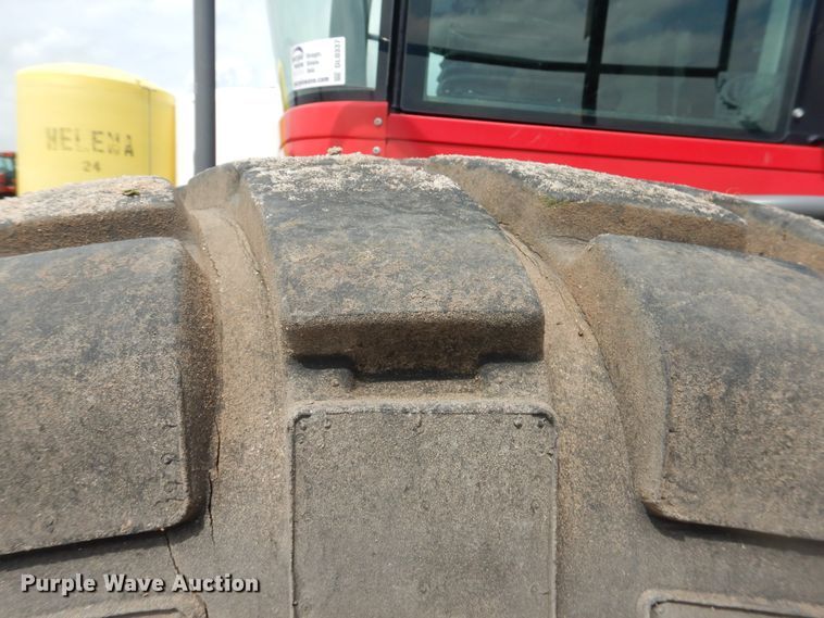 image for item DL0337 2017 Massey Ferguson WR9870  windrower