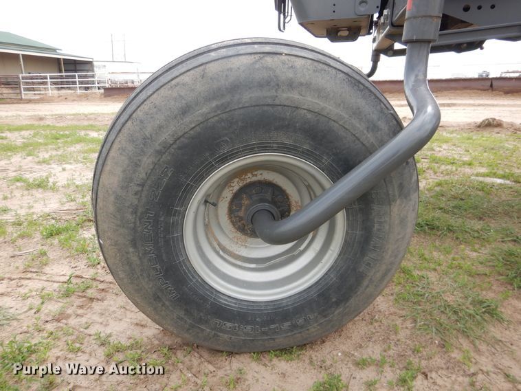 image for item DL0337 2017 Massey Ferguson WR9870  windrower