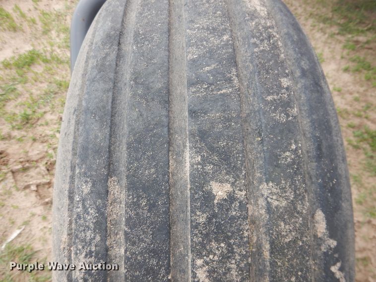 image for item DL0337 2017 Massey Ferguson WR9870  windrower