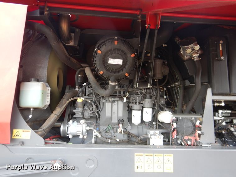 image for item DL0338 2017 Massey Ferguson WR9870  windrower