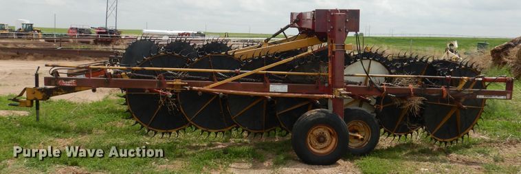 image for item DL0339 Darf 917 hay rake