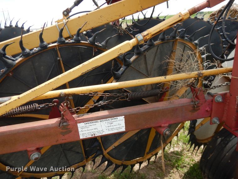 image for item DL0339 Darf 917 hay rake