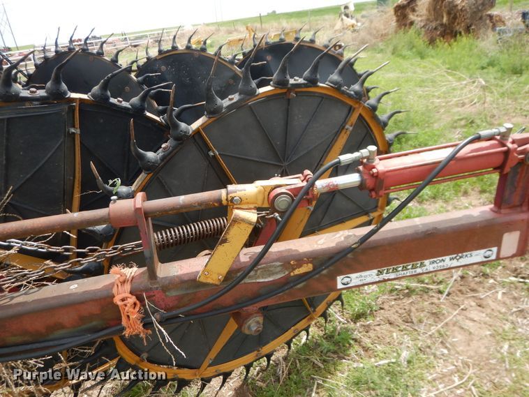 image for item DL0339 Darf 917 hay rake