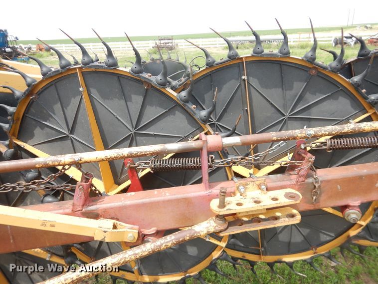 image for item DL0339 Darf 917 hay rake