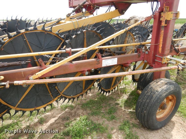 image for item DL0339 Darf 917 hay rake